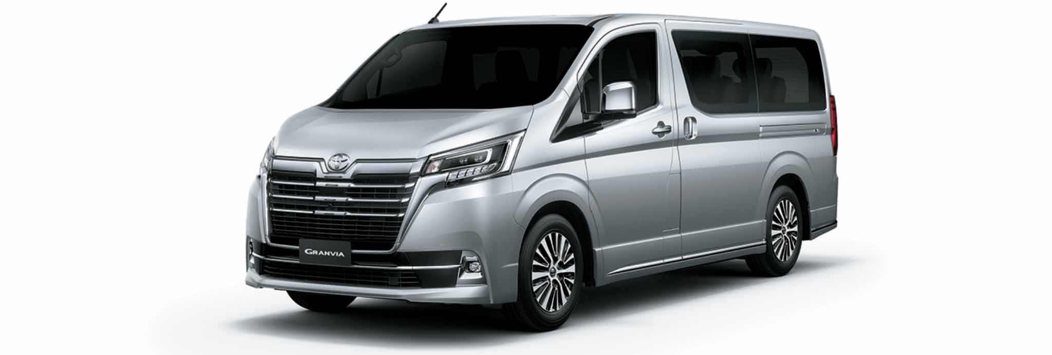 Тойота минивэн Hiace 2020